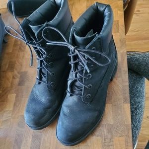 Women's Size 10 Chunky Timberland Black Boots